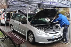 Mobilna wymiana szyby samochodowej